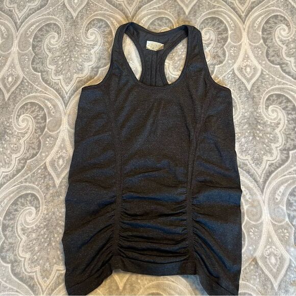 Athleta fast track tank top - Picture 2 of 3